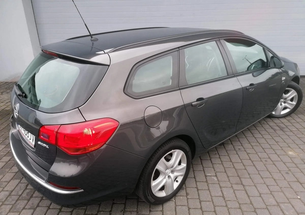 Opel Astra cena 24900 przebieg: 177223, rok produkcji 2014 z Gniezno małe 352